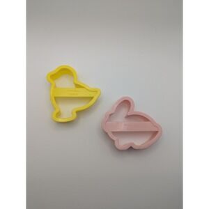 Vtg Fox Run‎ Easter Cookie Cutters Pink Bunny Yellow Chick Plastic Baking Tools